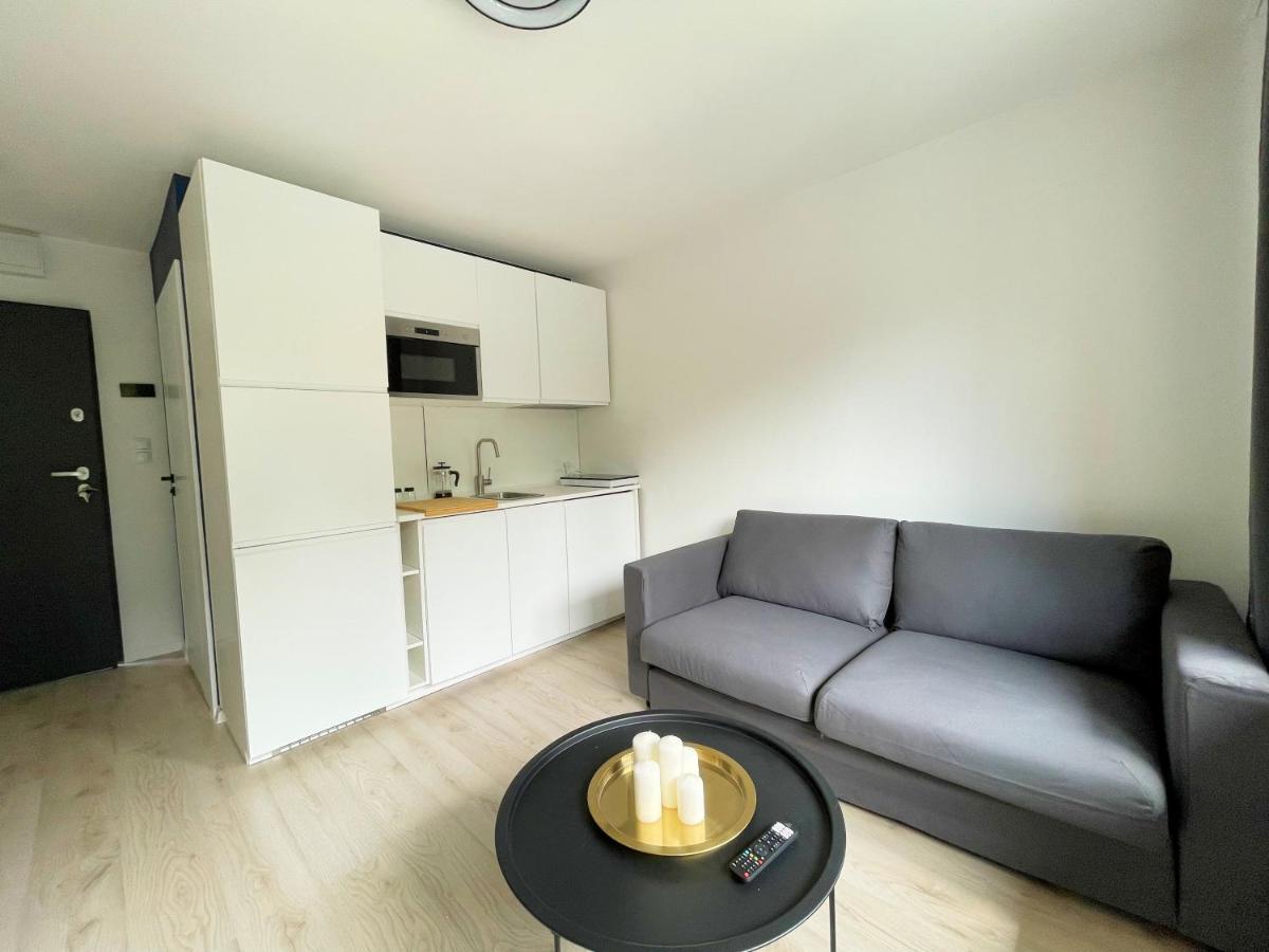 Batorego 18 - White - 450M Stacja Metra Pola Mokotowskie, 800M Biblioteka Narodowa, 20M Piekny Park Pola Mokotowskie, 800M Do Sgh - Wifi - Smart Tv - Good Apartments Варшава Экстерьер фото